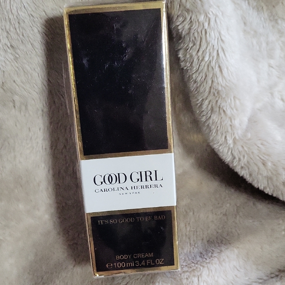 Carolina Herrera Good Girl Body Cream in Black and Gold